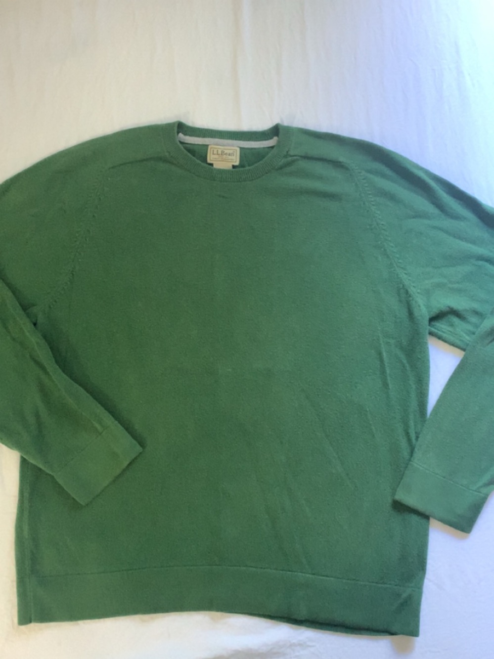 L.L. Bean Men's Kelly Green Crewneck Sweater